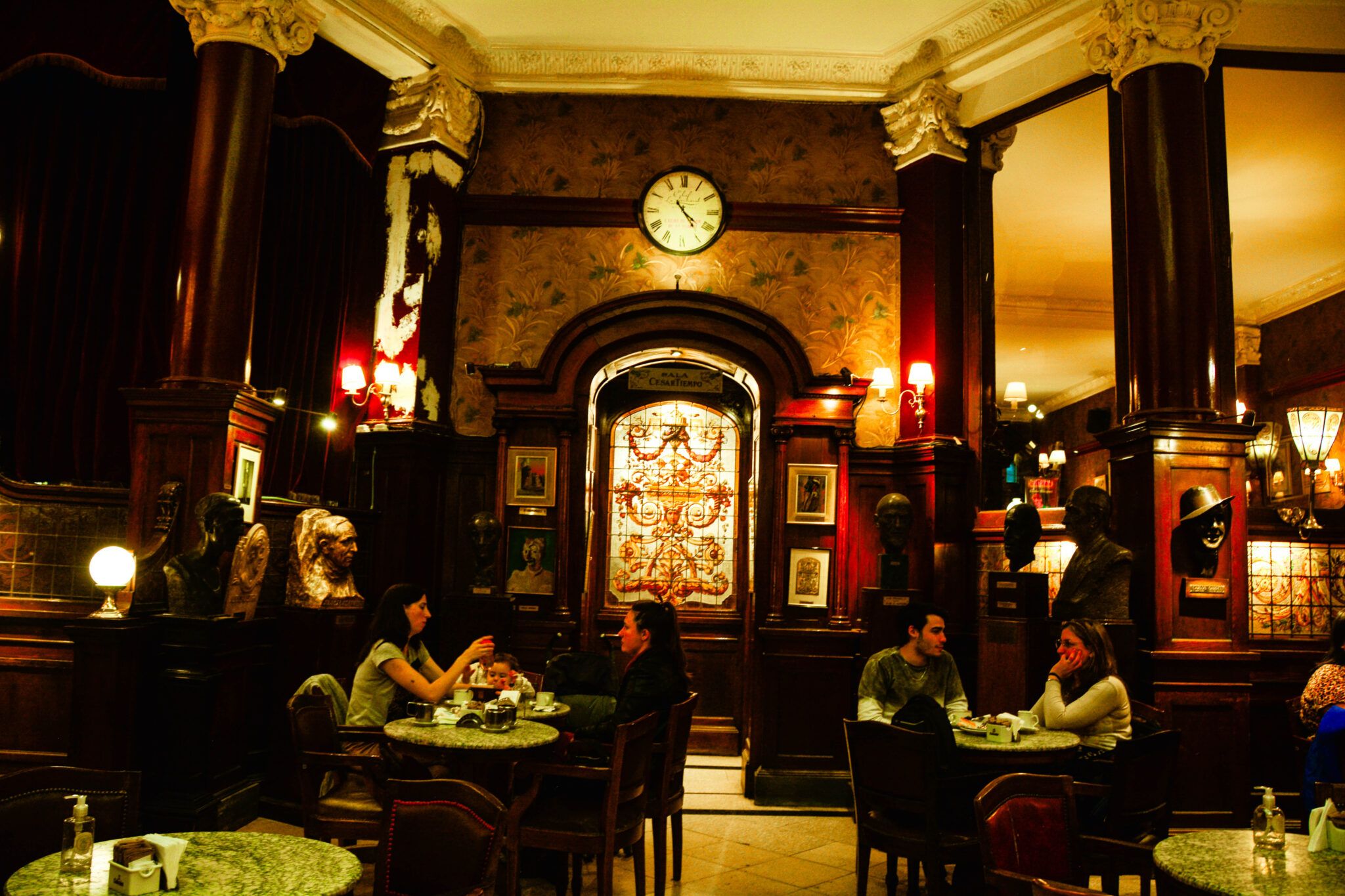 Bares notables de Buenos Aires: Gran Café Tortoni - sobreviajesok